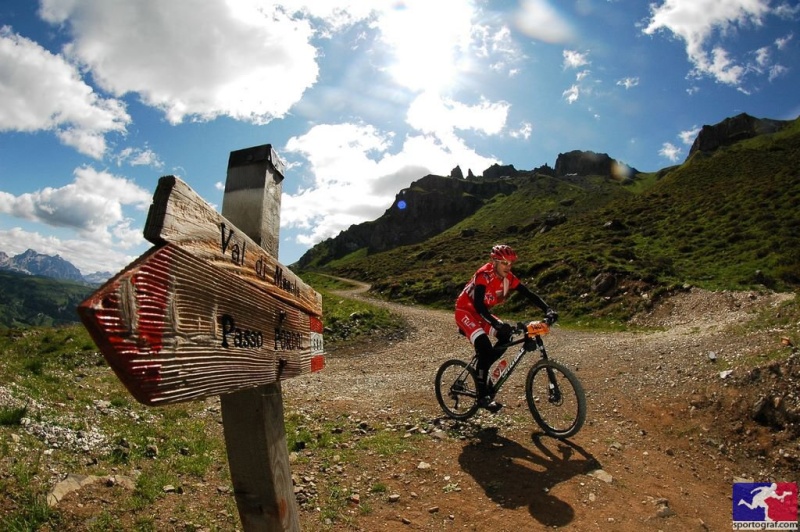 vacanze in mountain bike sulle dolomiti